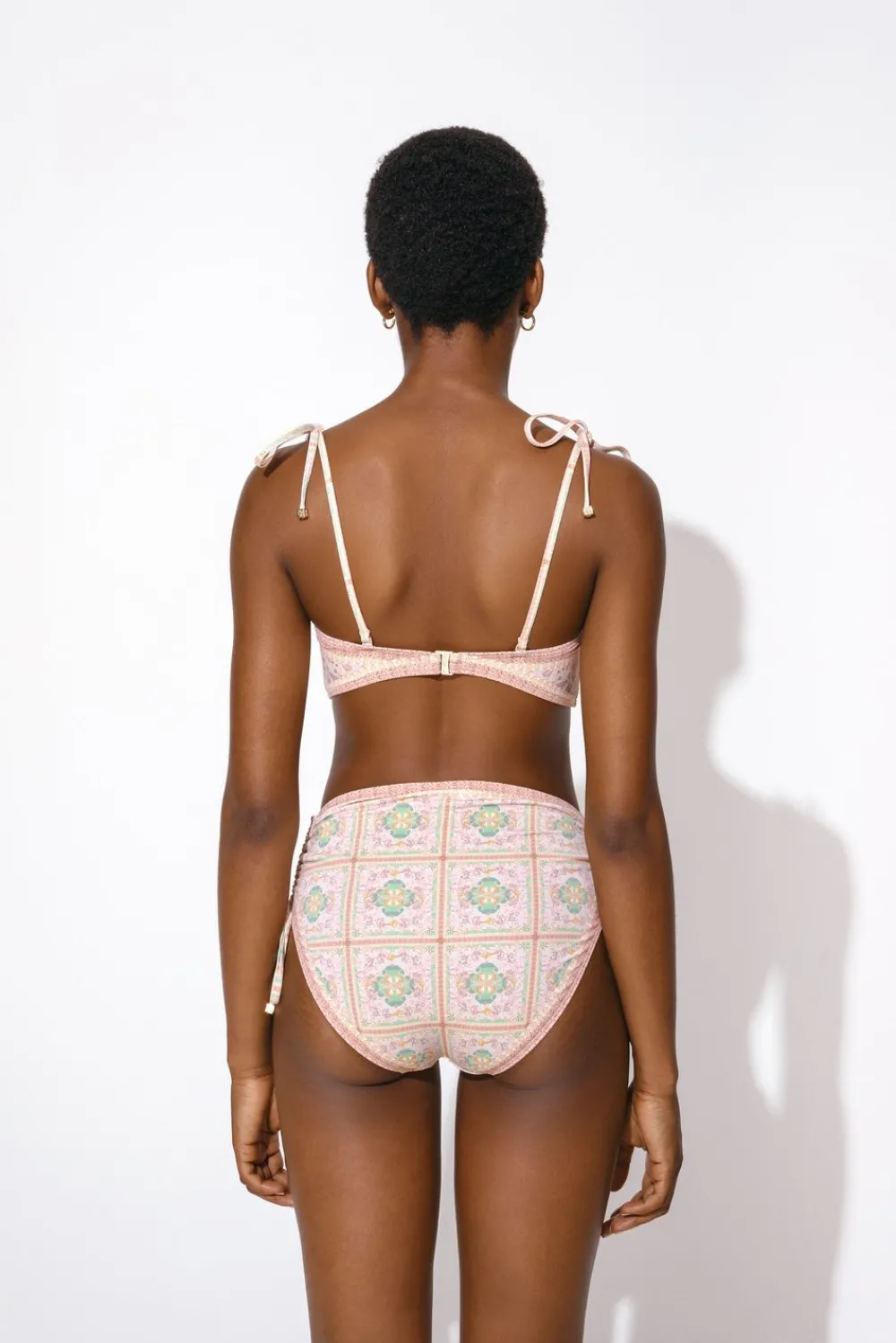 Flash Sale Della bikini top Beachwear & Swimwear