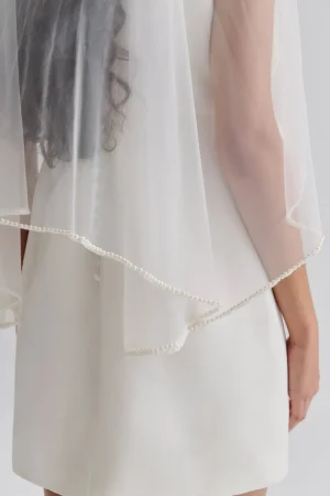 Best Sale Pearl trimmed fingertip wedding veil Veils